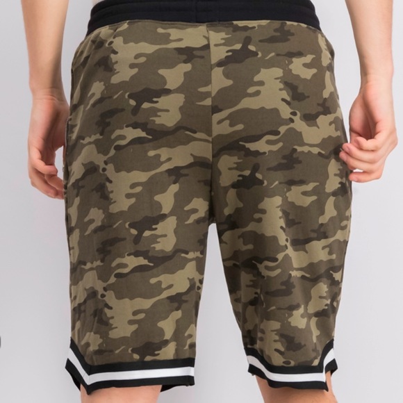 PACIFIC & PARK Terry Fleece BBall Shorts; Camo, S - Picture 3 of 6